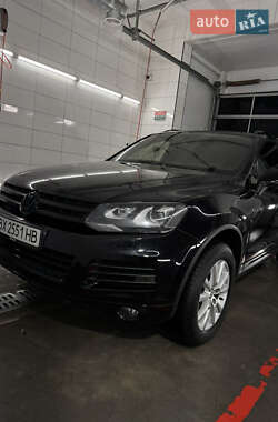 Позашляховик / Кросовер Volkswagen Touareg 2011 в Хмельницькому