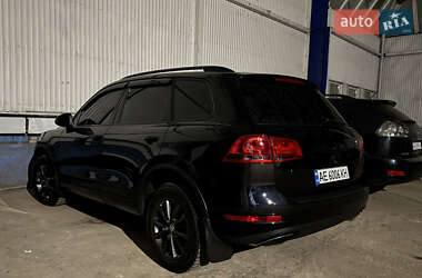 Внедорожник / Кроссовер Volkswagen Touareg 2012 в Днепре