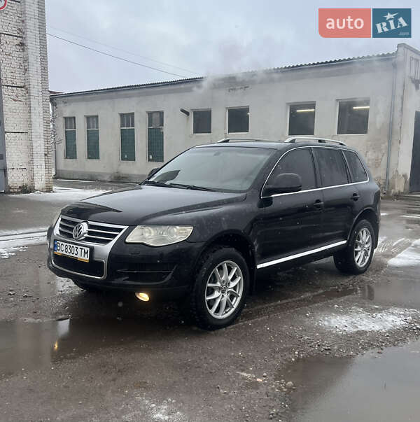 Внедорожник / Кроссовер Volkswagen Touareg 2007 в Львове