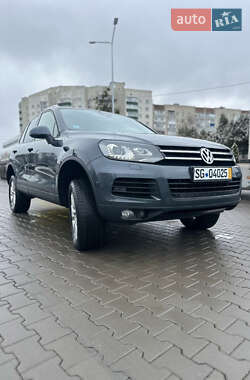 Позашляховик / Кросовер Volkswagen Touareg 2013 в Луцьку