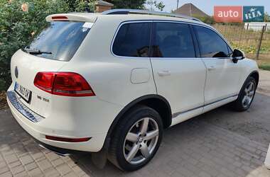 Внедорожник / Кроссовер Volkswagen Touareg 2010 в Фастове