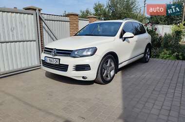 Внедорожник / Кроссовер Volkswagen Touareg 2010 в Фастове