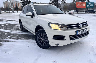 Позашляховик / Кросовер Volkswagen Touareg 2011 в Харкові