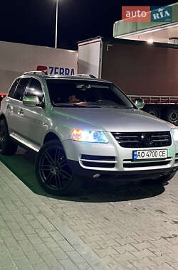 Внедорожник / Кроссовер Volkswagen Touareg 2005 в Иршаве