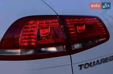 Внедорожник / Кроссовер Volkswagen Touareg 2015 в Одессе