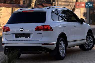 Внедорожник / Кроссовер Volkswagen Touareg 2015 в Одессе