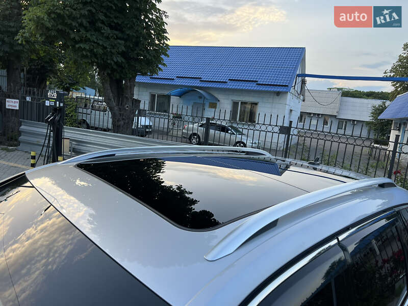 Внедорожник / Кроссовер Volkswagen Touareg 2014 в Запорожье