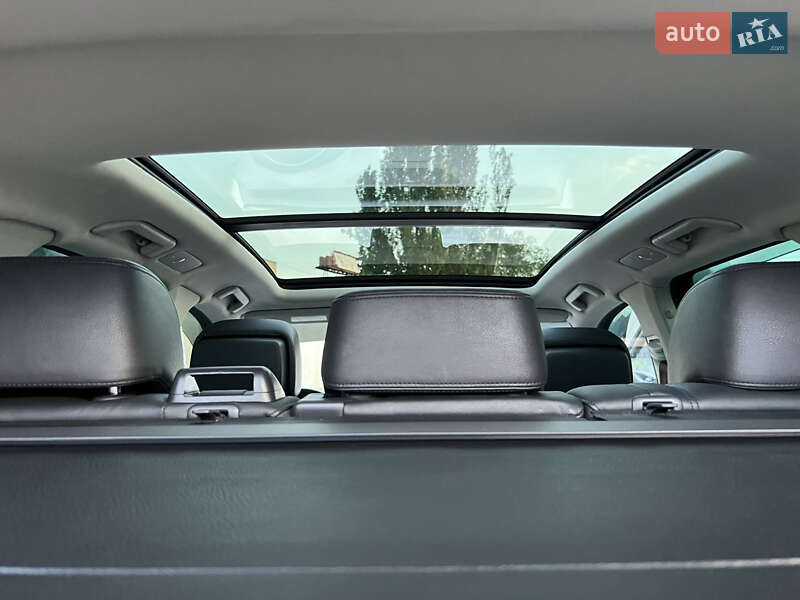 Внедорожник / Кроссовер Volkswagen Touareg 2014 в Запорожье