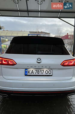 Внедорожник / Кроссовер Volkswagen Touareg 2019 в 