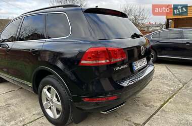 Внедорожник / Кроссовер Volkswagen Touareg 2011 в Ивано-Франковске