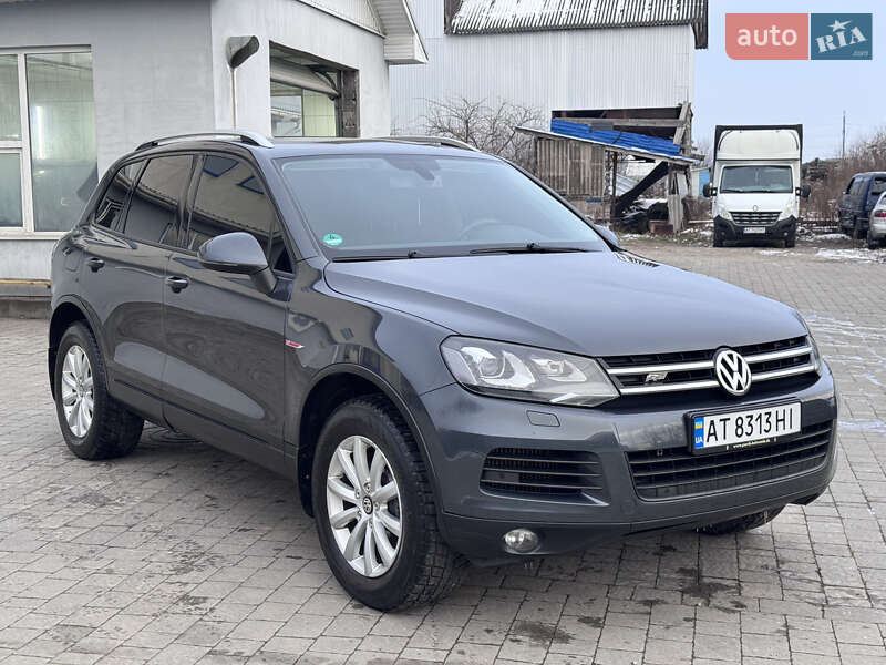 Позашляховик / Кросовер Volkswagen Touareg 2012 в Івано-Франківську