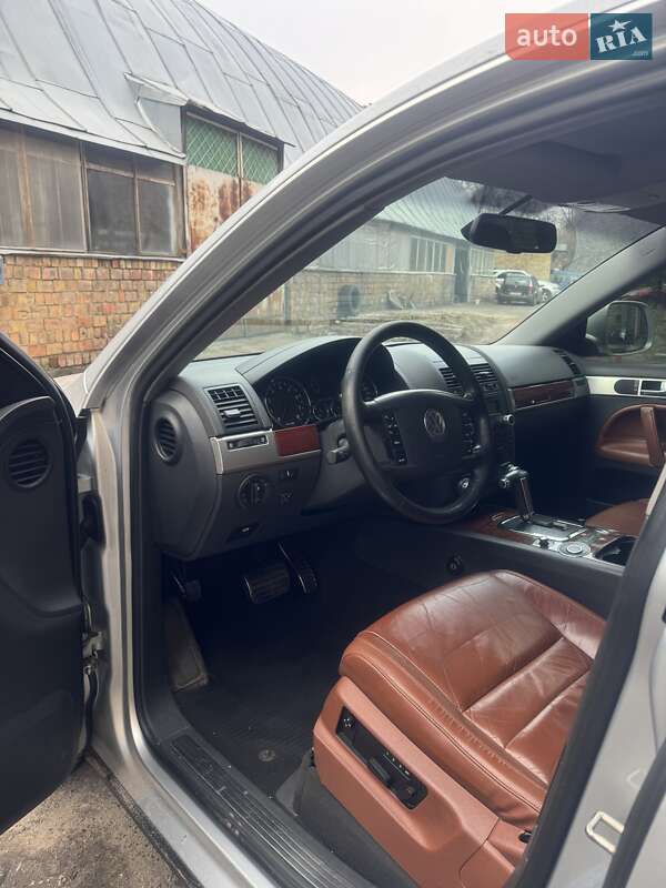 Позашляховик / Кросовер Volkswagen Touareg 2007 в Києві фото 5 Позашляховик / Кросовер Volkswagen Touareg 2007 в Києві
