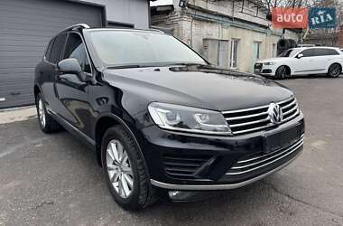 Внедорожник / Кроссовер Volkswagen Touareg 2017 в Тернополе