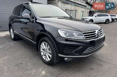 Внедорожник / Кроссовер Volkswagen Touareg 2017 в Тернополе