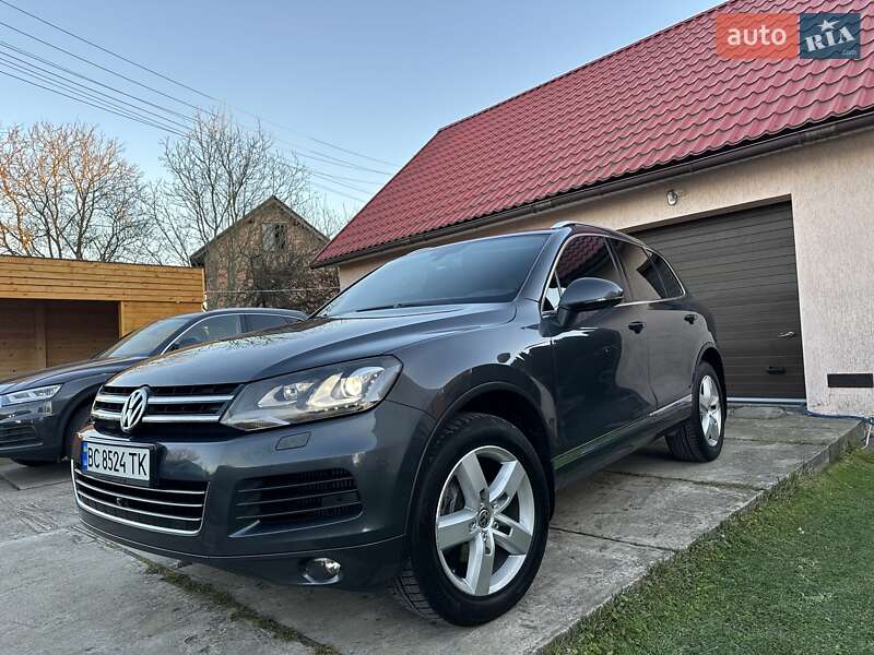 Внедорожник / Кроссовер Volkswagen Touareg 2011 в Ивано-Франковске