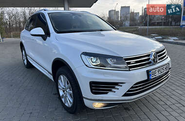 Позашляховик / Кросовер Volkswagen Touareg 2018 в Миколаєві