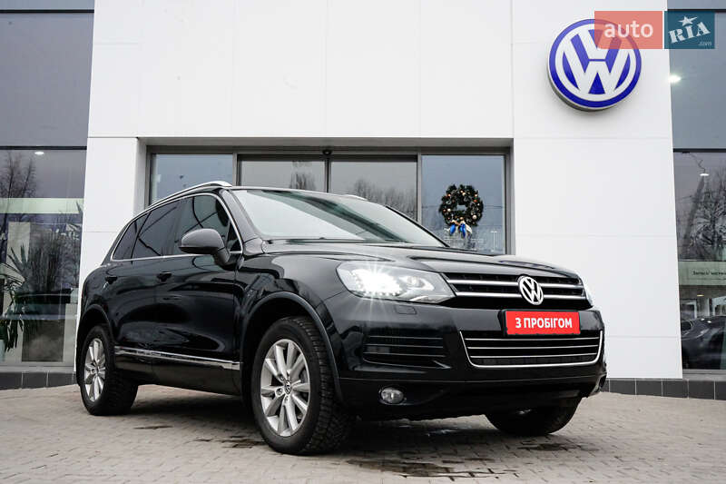 Позашляховик / Кросовер Volkswagen Touareg 2014 в Житомирі