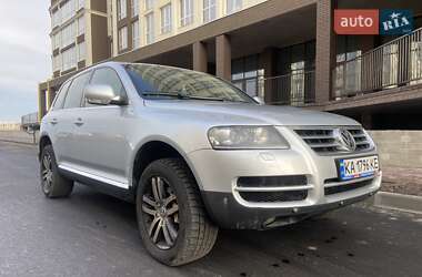 Позашляховик / Кросовер Volkswagen Touareg 2006 в Києві