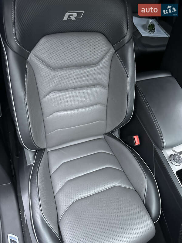 Внедорожник / Кроссовер Volkswagen Touareg 2019 в Белой Церкви