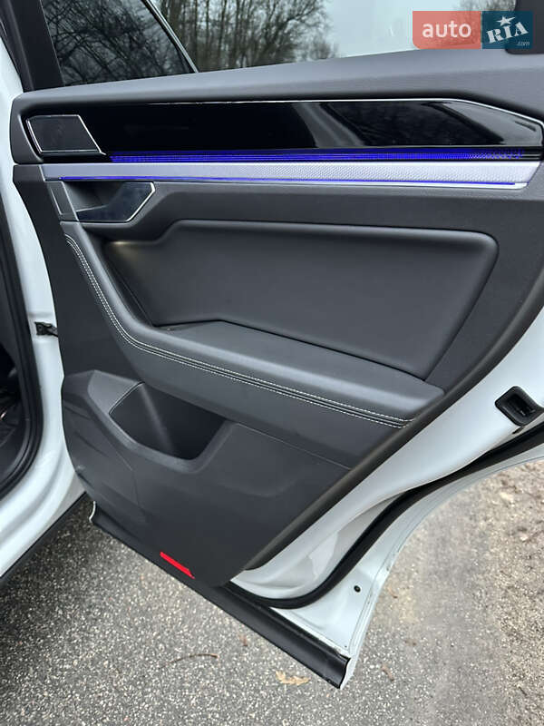 Внедорожник / Кроссовер Volkswagen Touareg 2019 в Белой Церкви