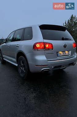 Внедорожник / Кроссовер Volkswagen Touareg 2006 в Ратным