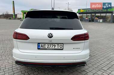 Позашляховик / Кросовер Volkswagen Touareg 2022 в Дніпрі