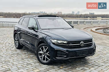 Внедорожник / Кроссовер Volkswagen Touareg 2024 в Киеве