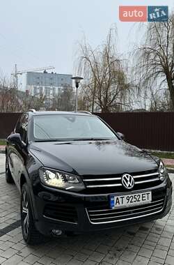 Внедорожник / Кроссовер Volkswagen Touareg 2014 в Ивано-Франковске