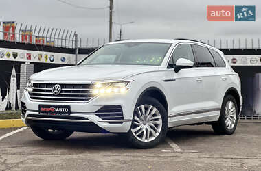 Внедорожник / Кроссовер Volkswagen Touareg 2019 в Киеве