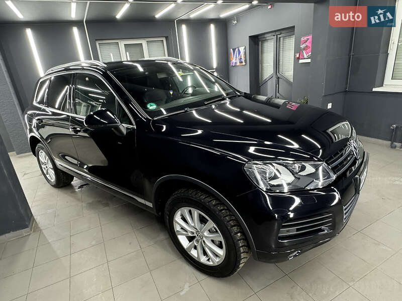 Позашляховик / Кросовер Volkswagen Touareg 2014 в Коломиї