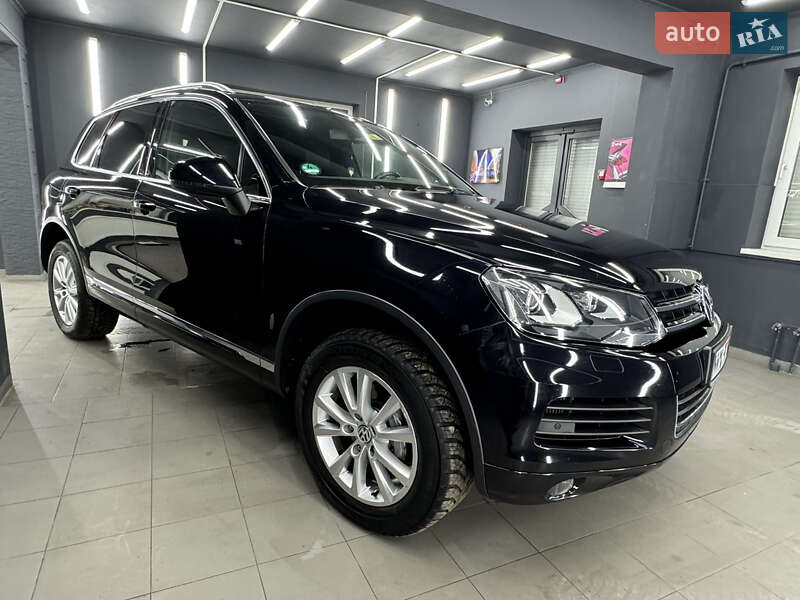 Позашляховик / Кросовер Volkswagen Touareg 2014 в Коломиї