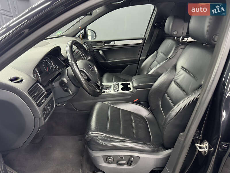 Позашляховик / Кросовер Volkswagen Touareg 2014 в Коломиї