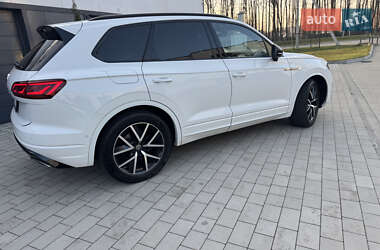 Внедорожник / Кроссовер Volkswagen Touareg 2020 в Ковеле