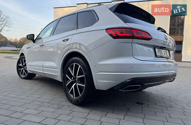 Внедорожник / Кроссовер Volkswagen Touareg 2020 в Ковеле