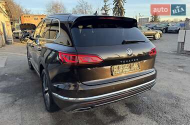 Позашляховик / Кросовер Volkswagen Touareg 2021 в Тернополі