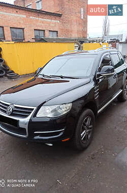 Внедорожник / Кроссовер Volkswagen Touareg 2007 в 