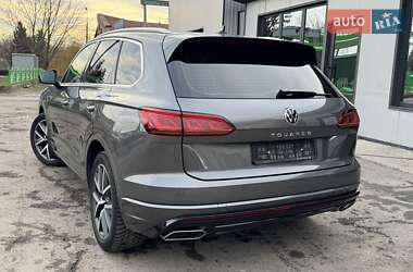 Внедорожник / Кроссовер Volkswagen Touareg 2022 в Тернополе