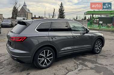 Внедорожник / Кроссовер Volkswagen Touareg 2022 в Тернополе