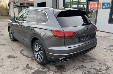 Внедорожник / Кроссовер Volkswagen Touareg 2022 в Тернополе