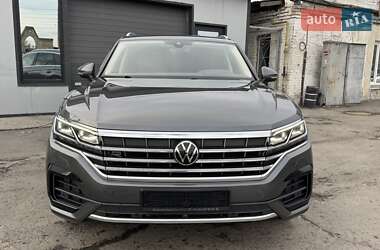 Внедорожник / Кроссовер Volkswagen Touareg 2022 в Тернополе