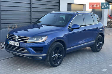 Позашляховик / Кросовер Volkswagen Touareg 2017 в Черкасах