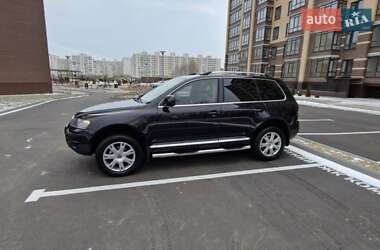 Позашляховик / Кросовер Volkswagen Touareg 2005 в Чернігові