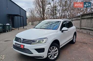 Позашляховик / Кросовер Volkswagen Touareg 2013 в Києві