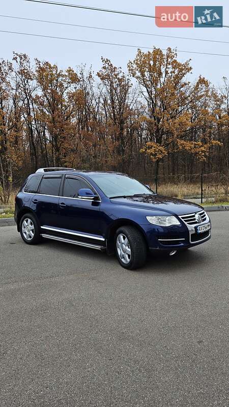 Внедорожник / Кроссовер Volkswagen Touareg 2007 в Харькове