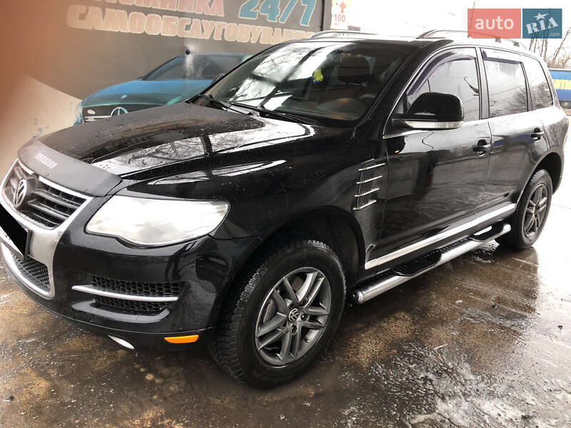 Позашляховик / Кросовер Volkswagen Touareg 2007 в Сумах