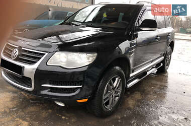 Внедорожник / Кроссовер Volkswagen Touareg 2007 в 