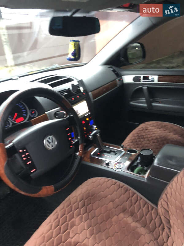 Позашляховик / Кросовер Volkswagen Touareg 2007 в Сумах