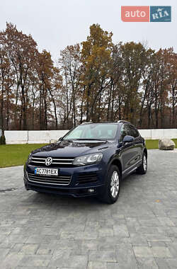 Позашляховик / Кросовер Volkswagen Touareg 2014 в Луцьку