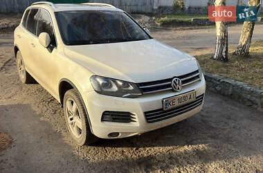 Позашляховик / Кросовер Volkswagen Touareg 2011 в Дніпрі