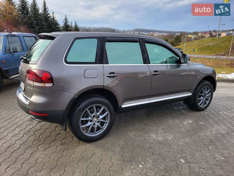 Внедорожник / Кроссовер Volkswagen Touareg 2009 в Тернополе